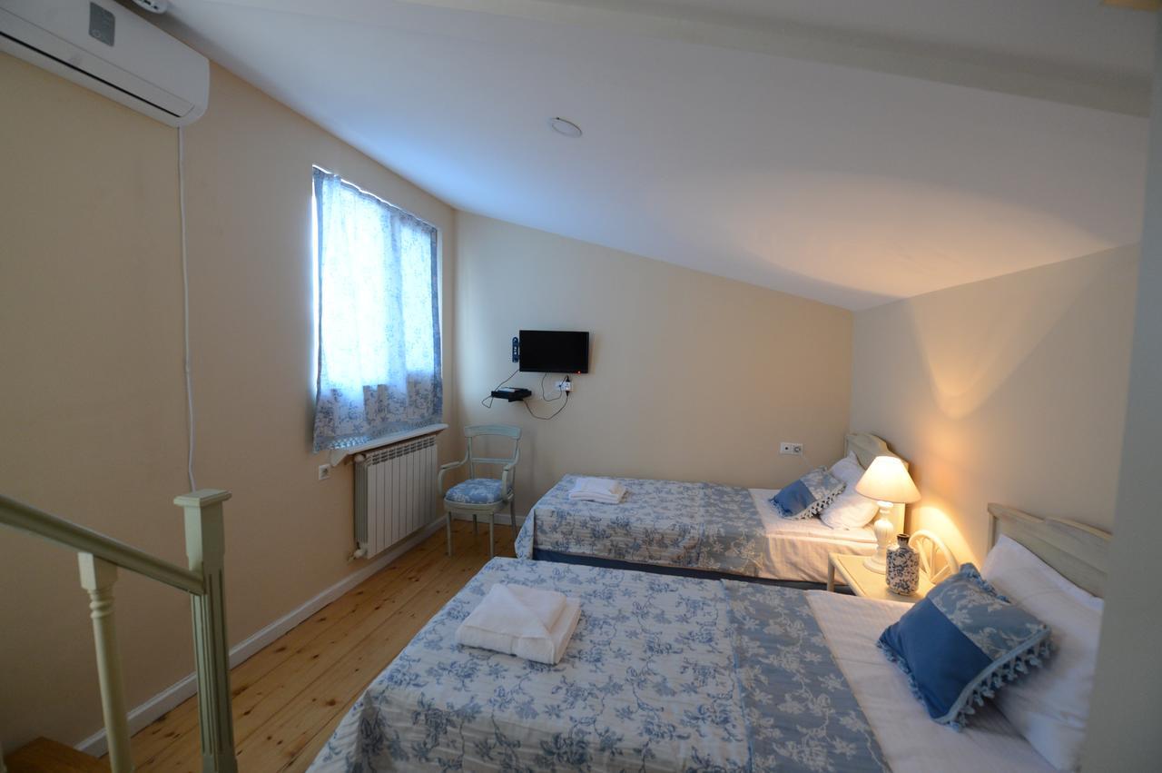Caravan Villa Tbilissi Extérieur photo