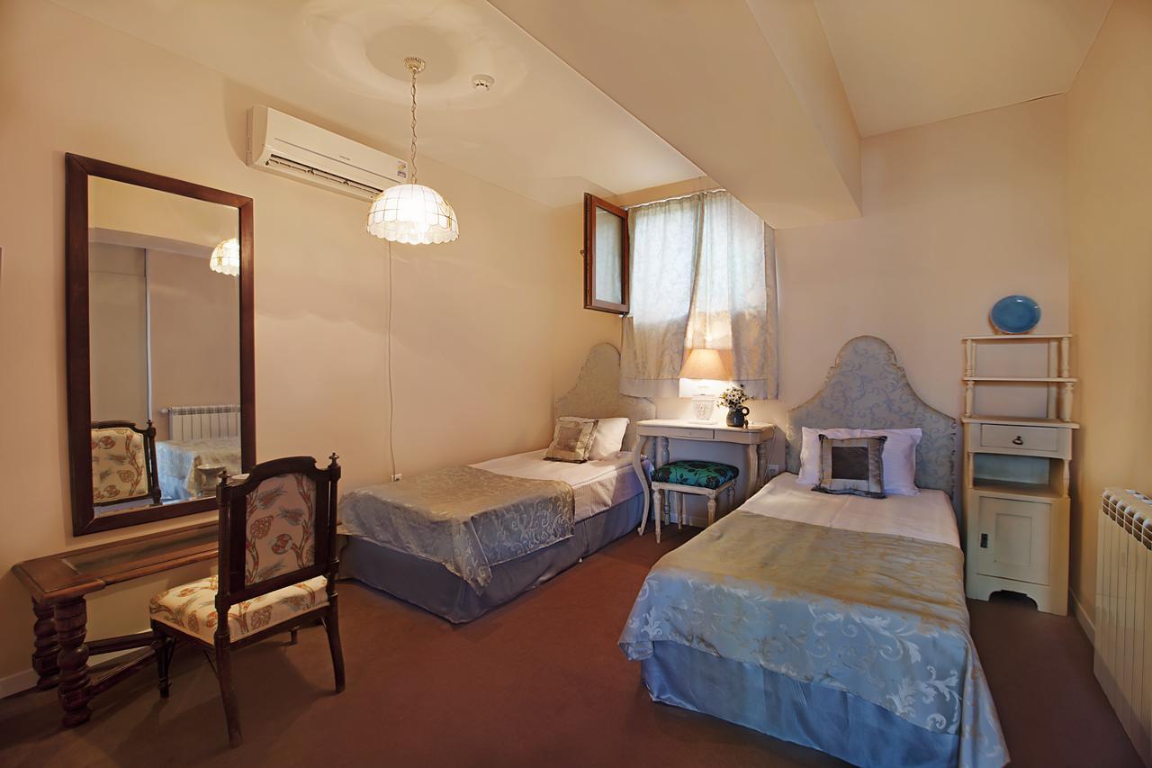 Caravan Villa Tbilissi Extérieur photo