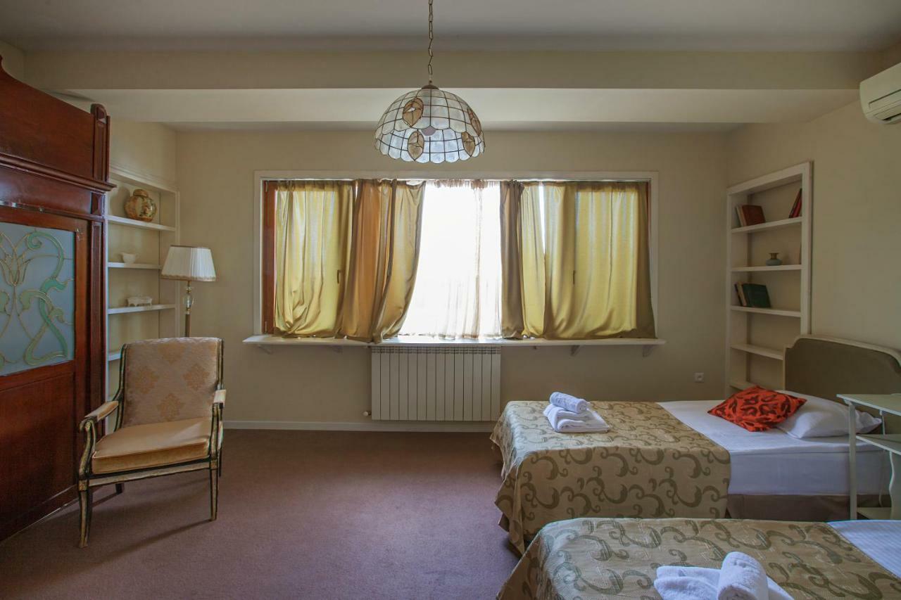 Caravan Villa Tbilissi Extérieur photo