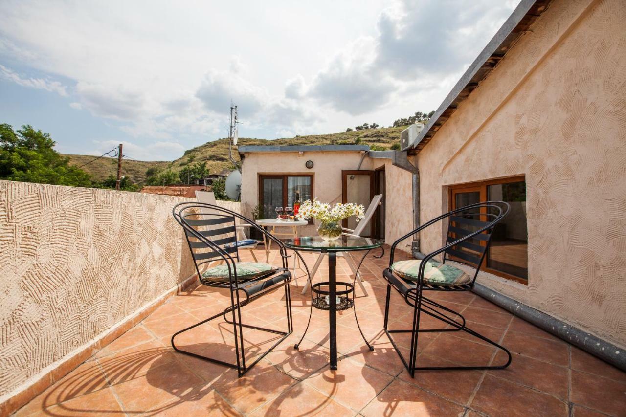 Caravan Villa Tbilissi Extérieur photo