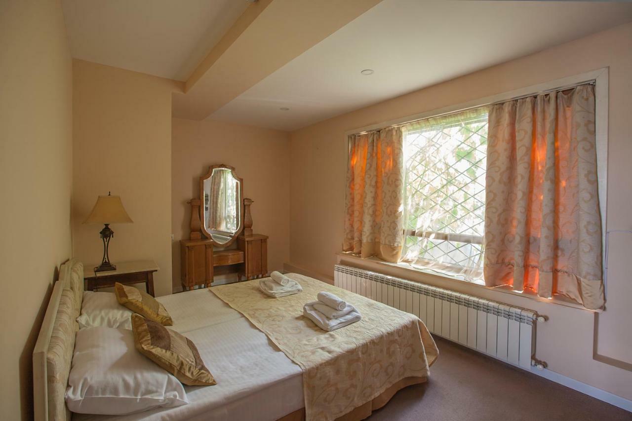 Caravan Villa Tbilissi Extérieur photo