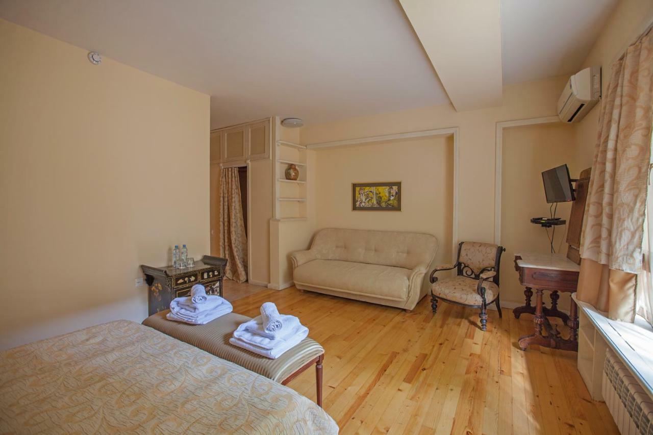 Caravan Villa Tbilissi Extérieur photo
